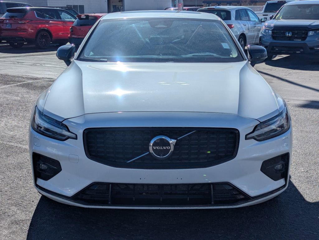 Used 2024 Volvo S60 B5 Ultimate image 10