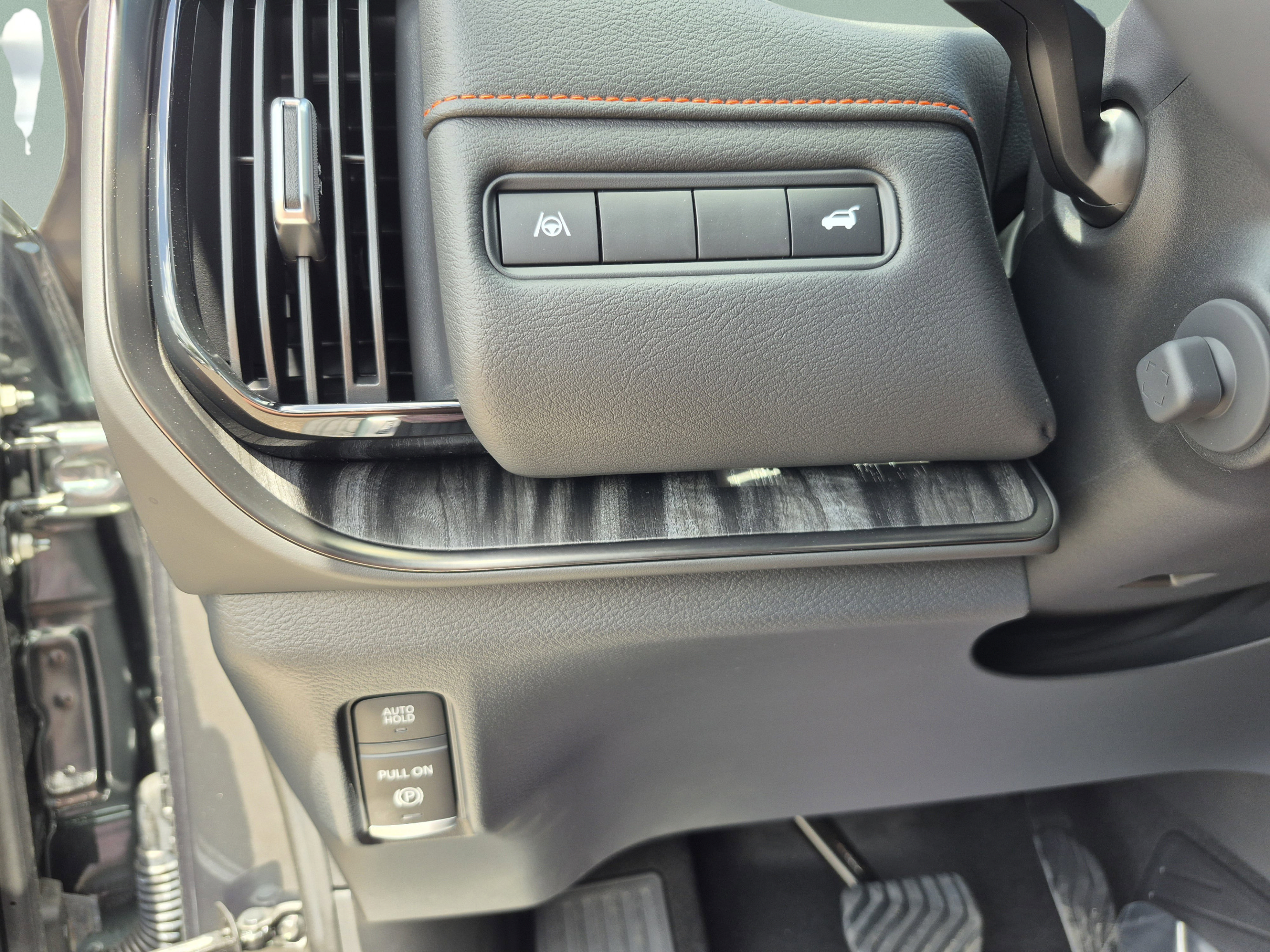 New 2026 Nissan Armada PRO-4X AWD/4WD image 34