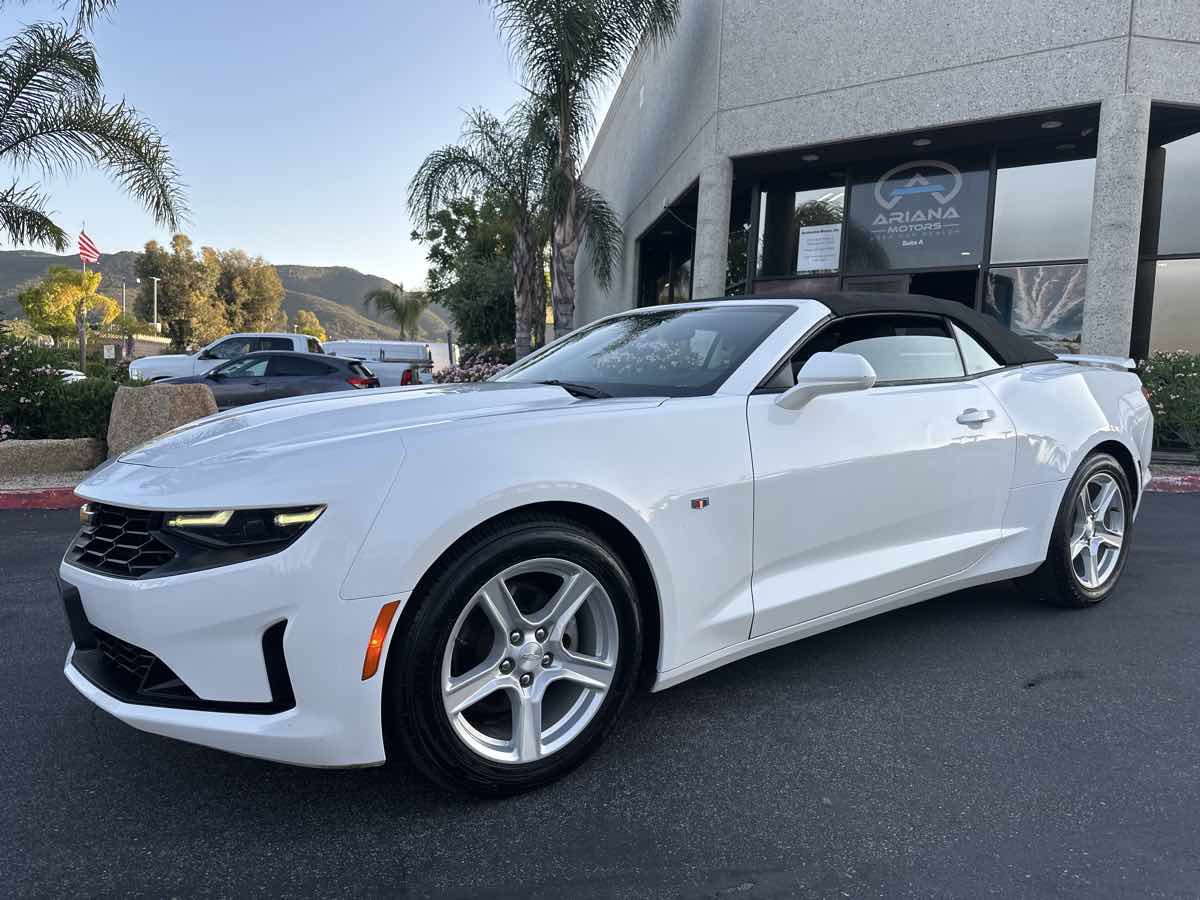 Used 2020 Chevrolet Camaro LT image 8