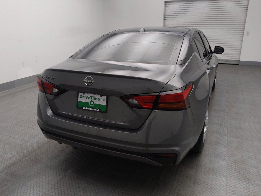 Used 2025 Nissan Altima 2.5 S FWD image 7