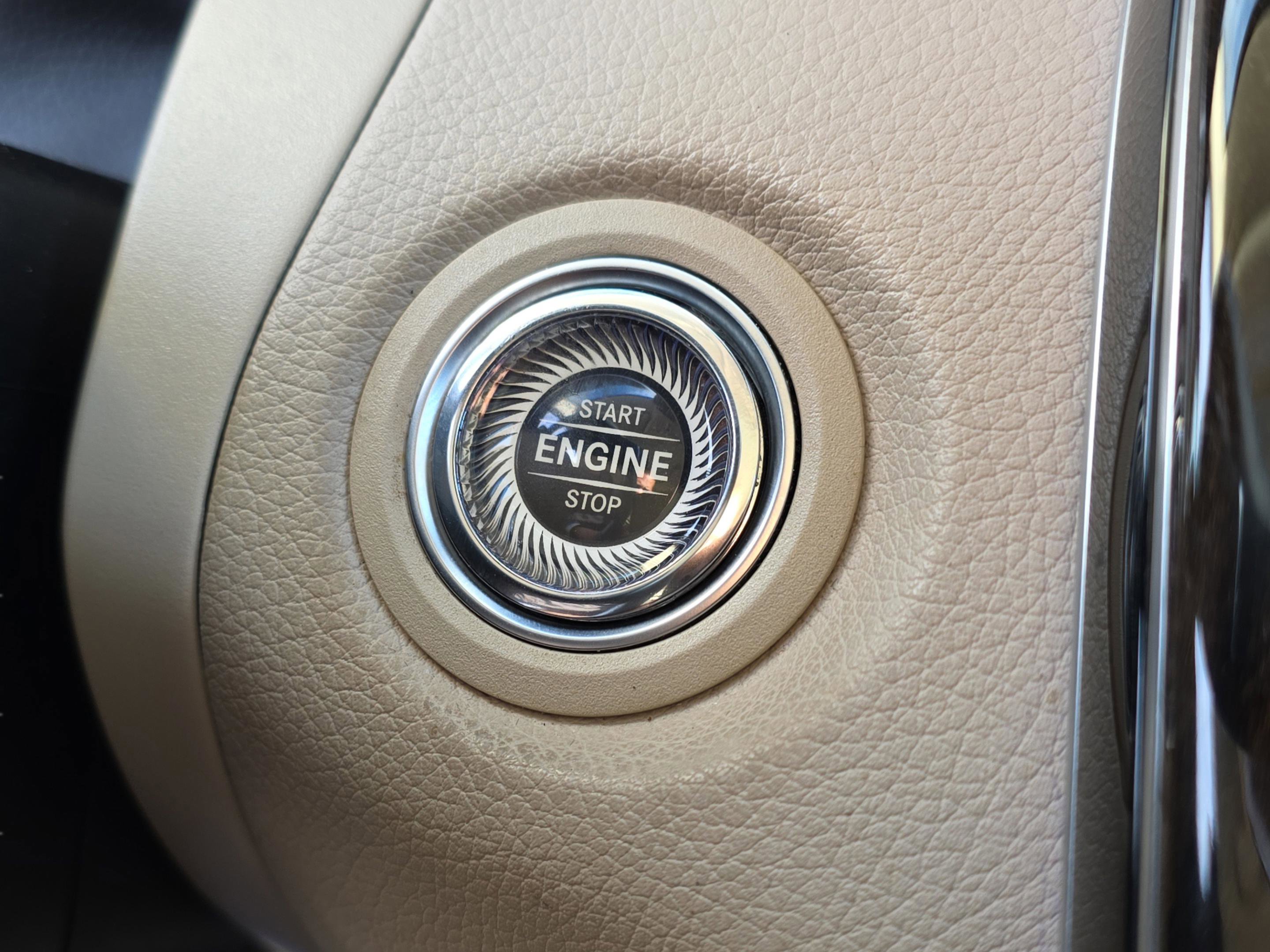 Certified 2022 Mercedes-Benz GLC 300 image 22