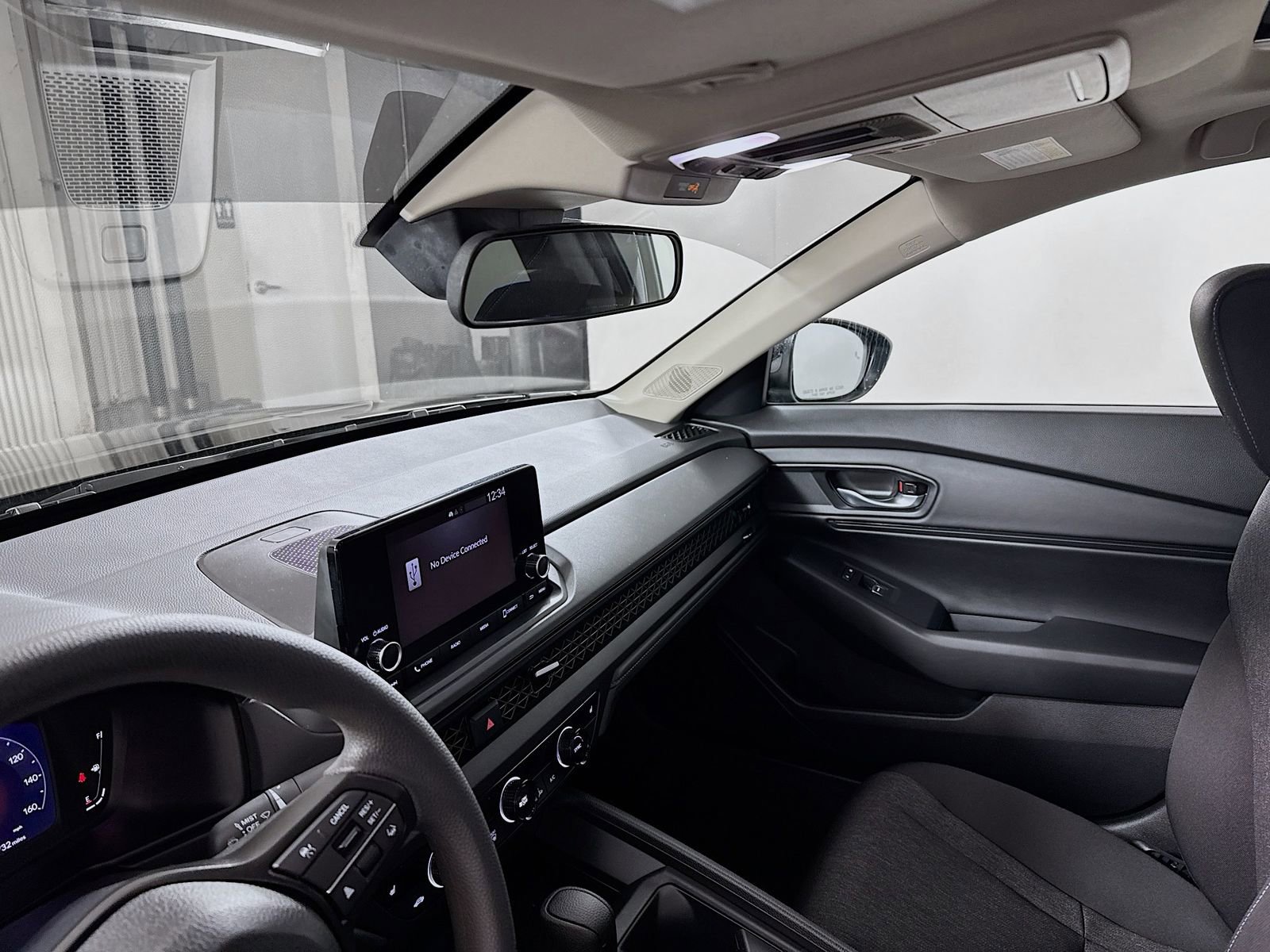 Used 2025 Honda Accord SE image 6