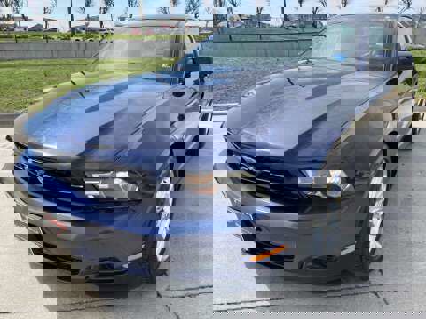 Used 2010 Ford Mustang Coupe image 30