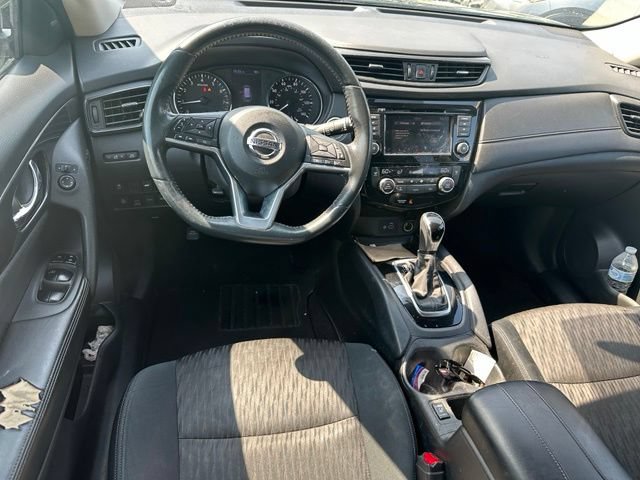 Used 2018 Nissan Rogue SV w/ Premium Package AWD/4WD image 10