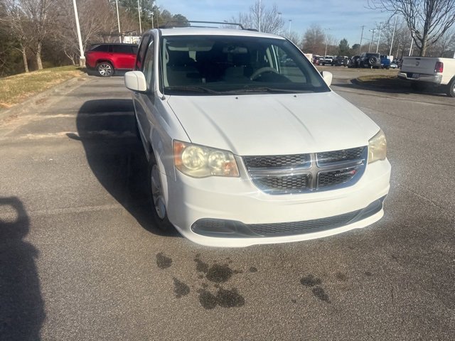Used 2014 Dodge Grand Caravan SXT w/ Rear Park Assist Package image 9