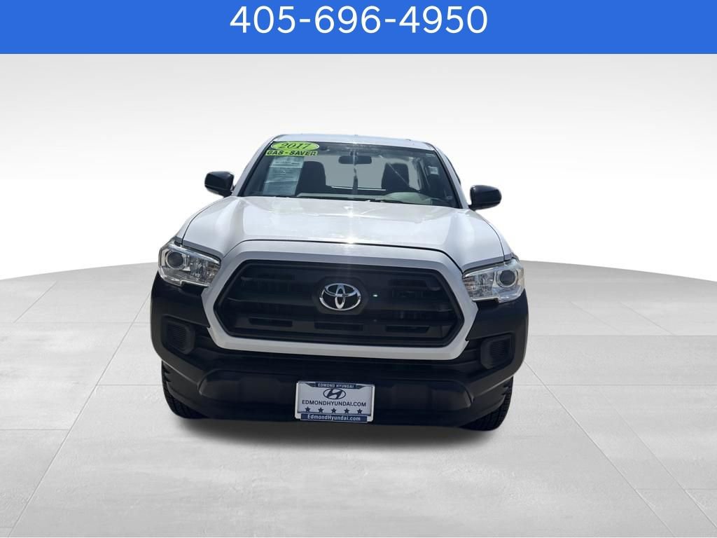 Used 2017 Toyota Tacoma SR image 2