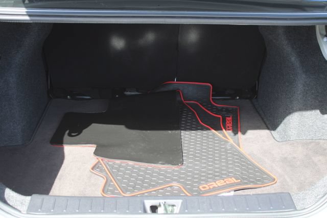 Used 2024 Nissan Versa SV FWD image 32
