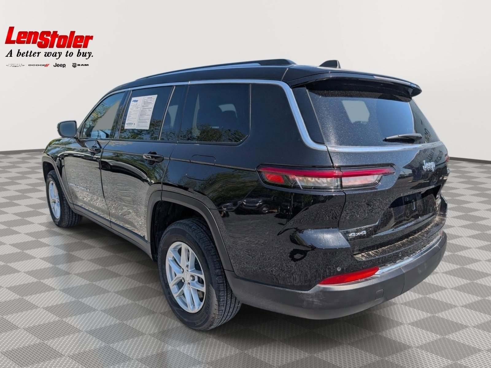 Used 2024 Jeep Grand Cherokee L Laredo AWD/4WD image 3
