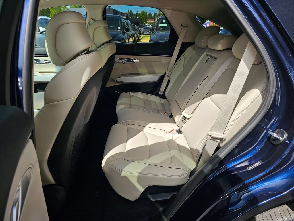 New 2026 Genesis GV70 2.5T Advanced AWD/4WD image 23