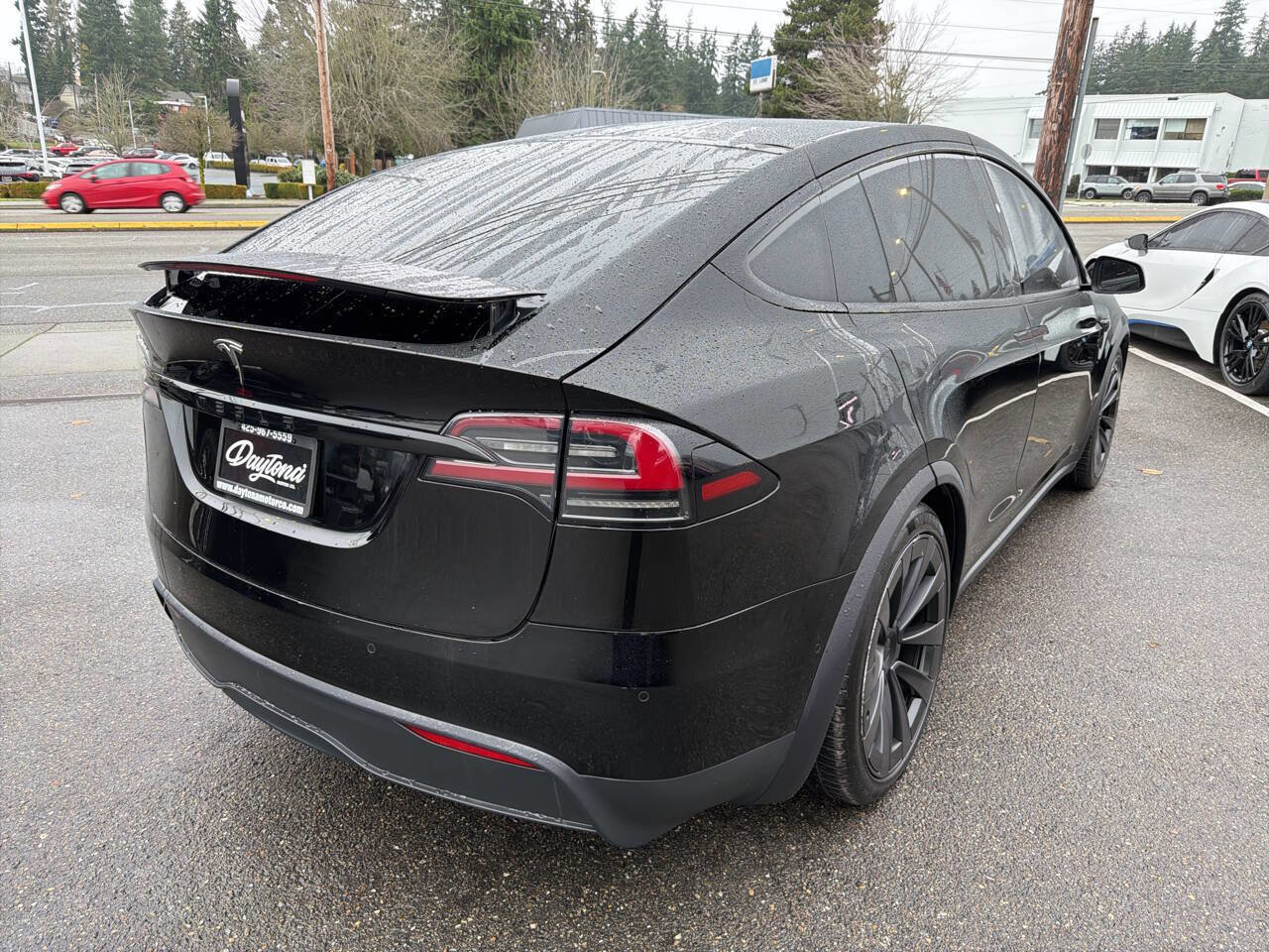 Used 2022 Tesla Model X image 8