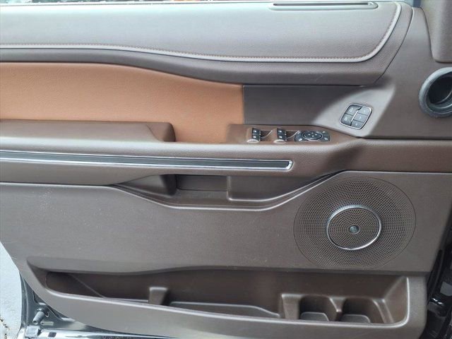 Used 2024 Ford Expedition Max King Ranch image 19