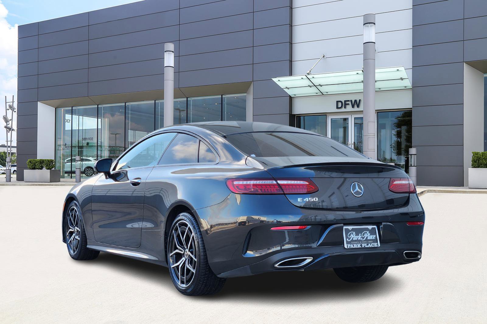 Used 2021 Mercedes-Benz E 450 Coupe image 4