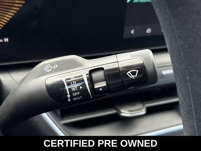 Used 2025 Kia K4 FWD image 25