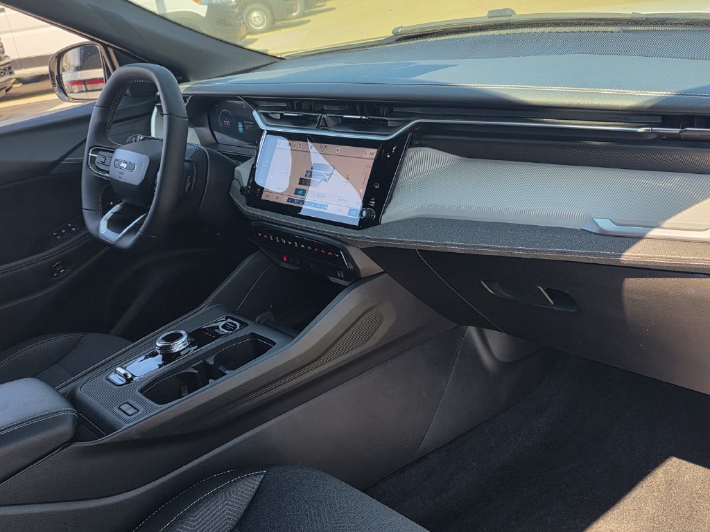 New 2026 Jeep Cherokee Laredo AWD/4WD image 13