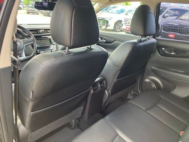 Used 2021 Nissan Rogue Sport SL w/ Premium Package AWD/4WD image 23