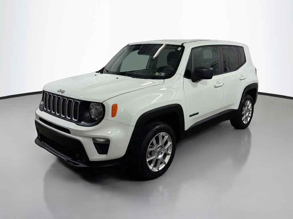 Used 2023 Jeep Renegade Latitude AWD/4WD image 5