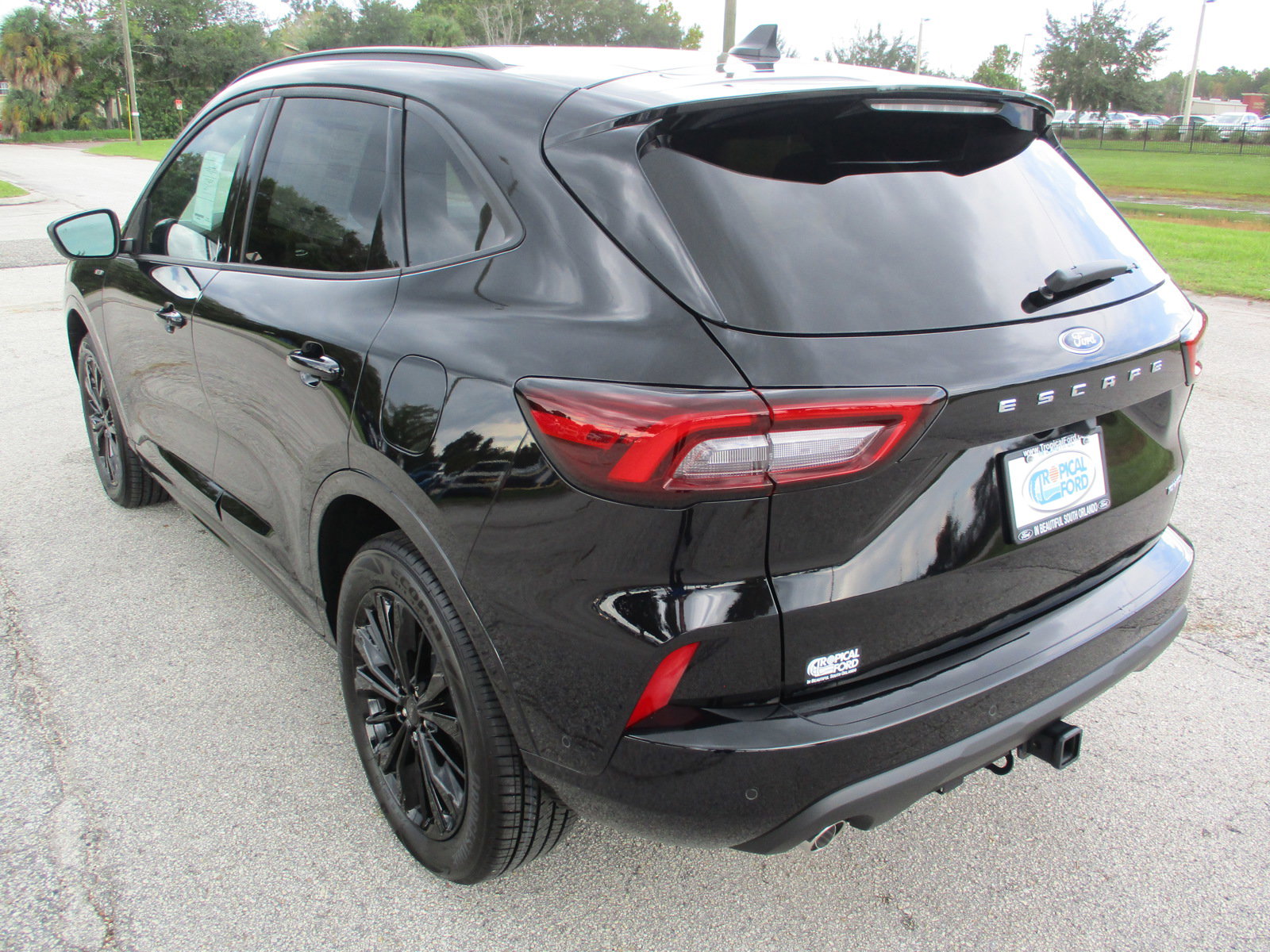 New 2024 Ford Escape ST-Line Elite w/ Premium Technology Package image 5