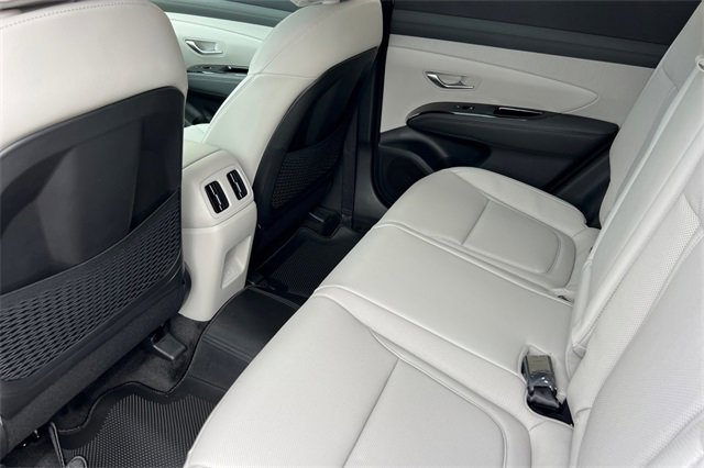 New 2025 Hyundai Tucson Limited image 12