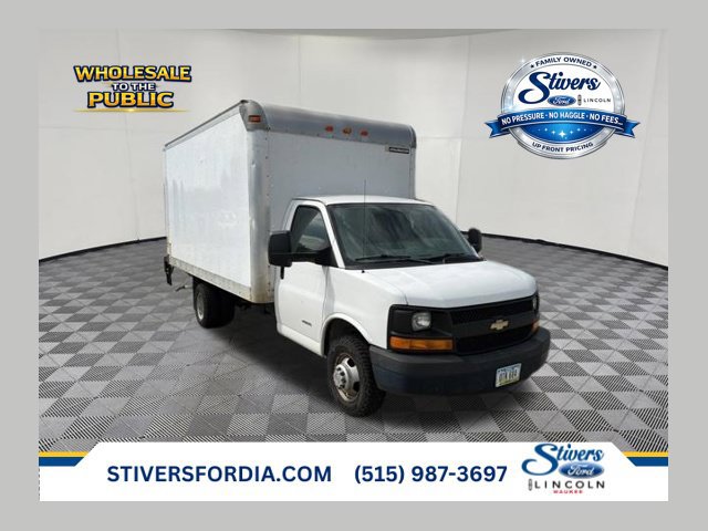 Used 2013 Chevrolet Express 4500 RWD 360° Tour