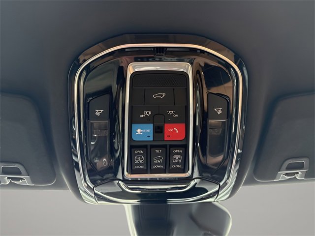 Used 2022 Jeep Grand Cherokee Summit w/ Adv Protech Group IV image 13