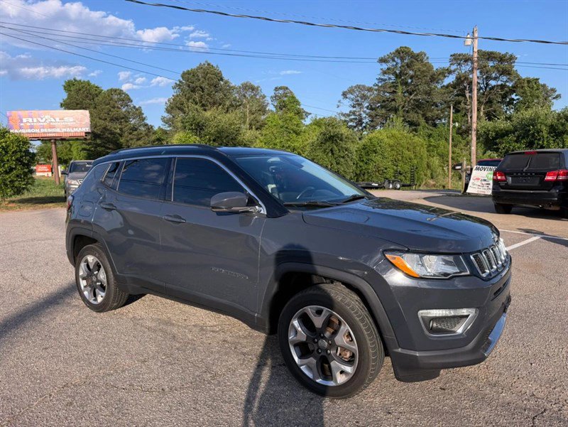 Used 2018 Jeep Compass Limited w/ Safe & Security Group AWD/4WD image 12