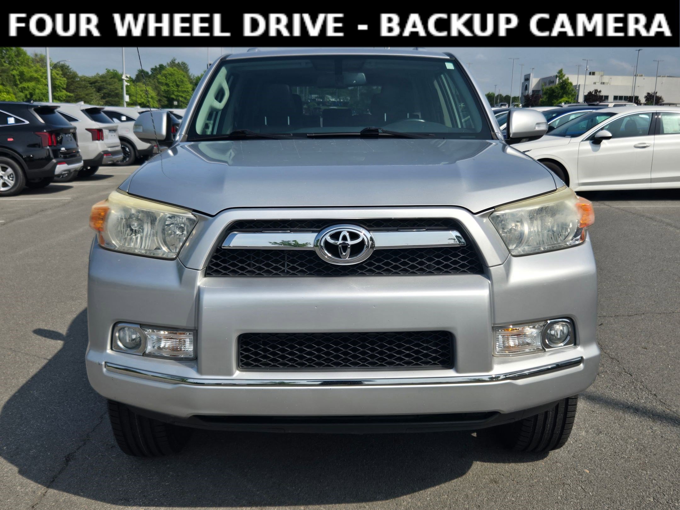 Used 2013 Toyota 4Runner Limited AWD/4WD image 2
