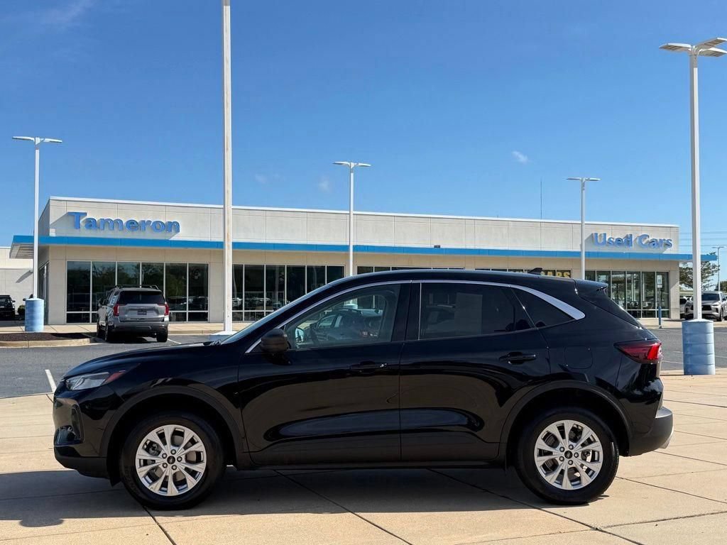Used 2024 Ford Escape Active AWD/4WD image 6