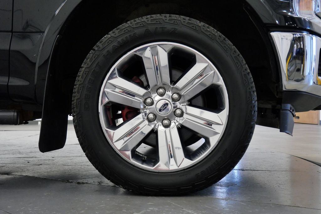 Used 2018 Ford F150 Lariat w/ Trailer Tow Package AWD/4WD image 39