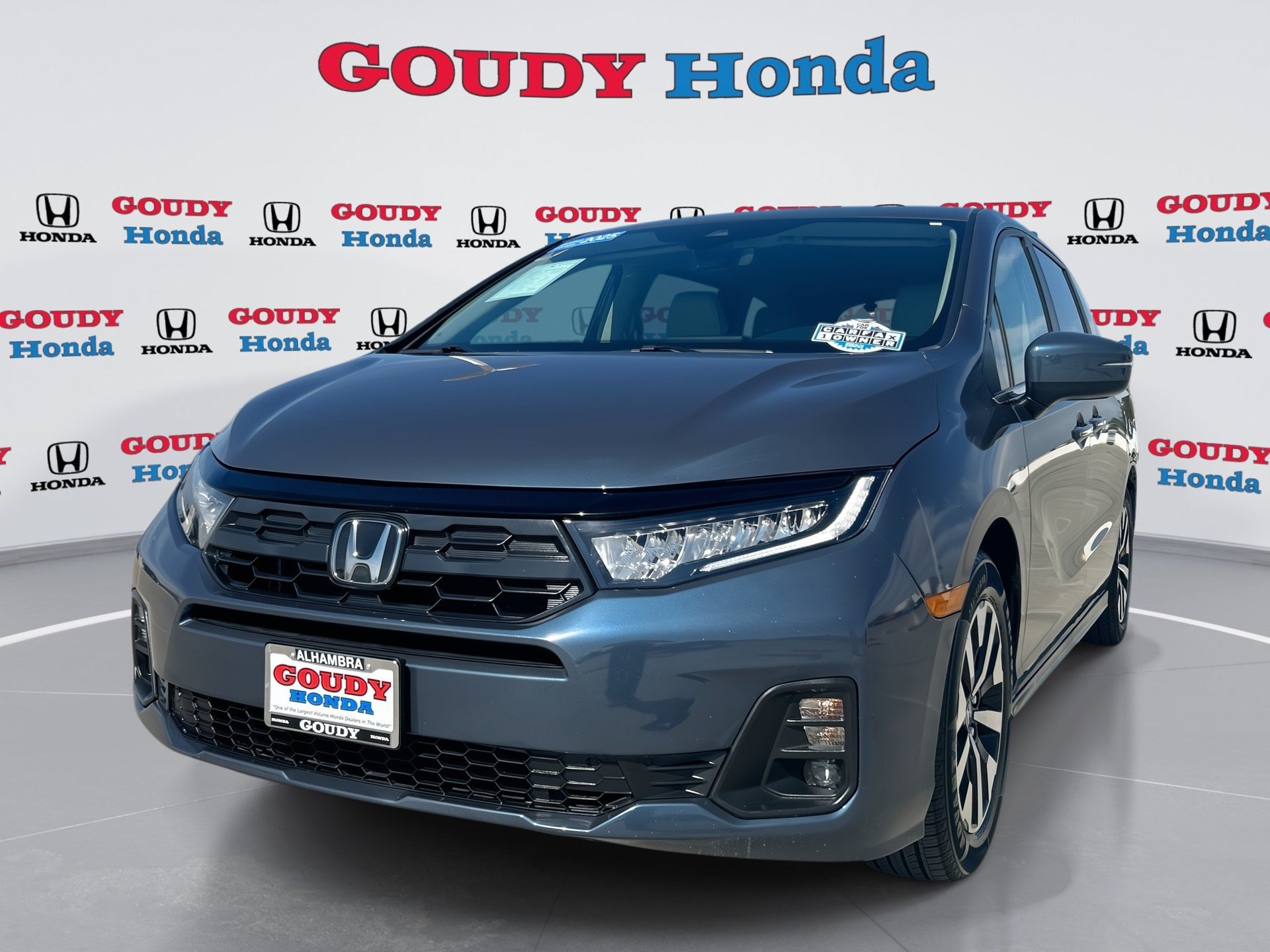 Certified 2025 Honda Odyssey EX-L image 1