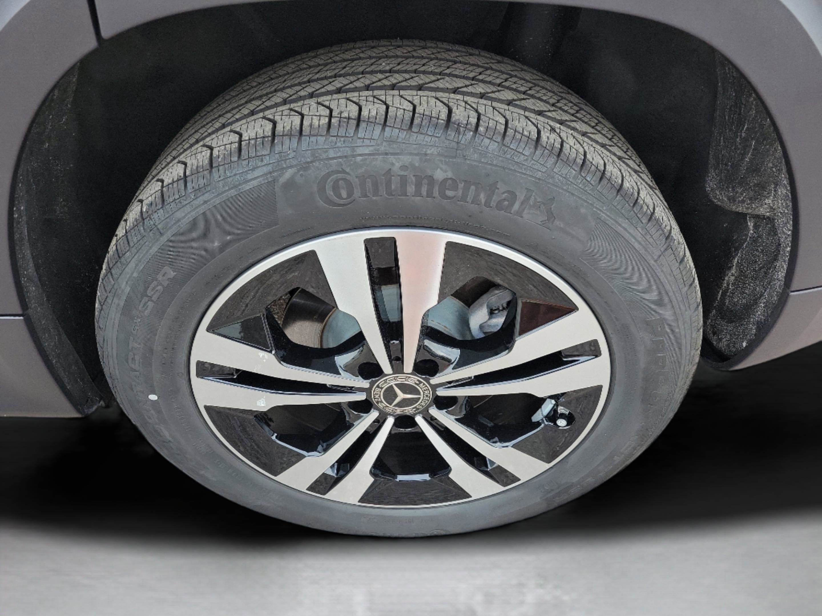 Certified 2025 Mercedes-Benz GLB 250 image 5