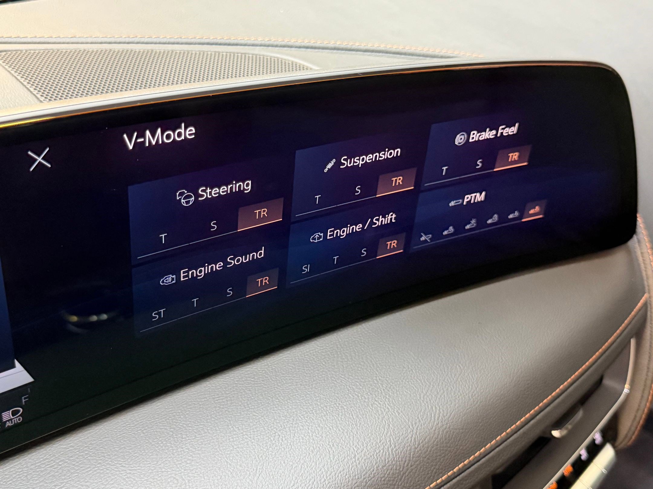 Certified 2025 Cadillac CT5 V RWD image 35