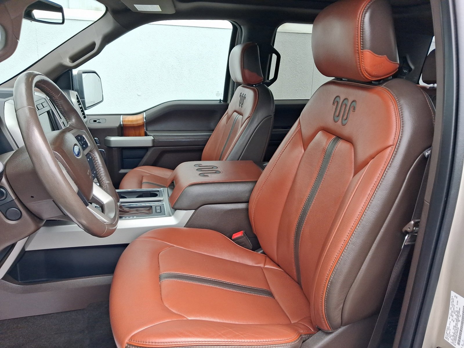 Used 2018 Ford F150 King Ranch w/ Equipment Group 601A Luxury AWD/4WD image 5