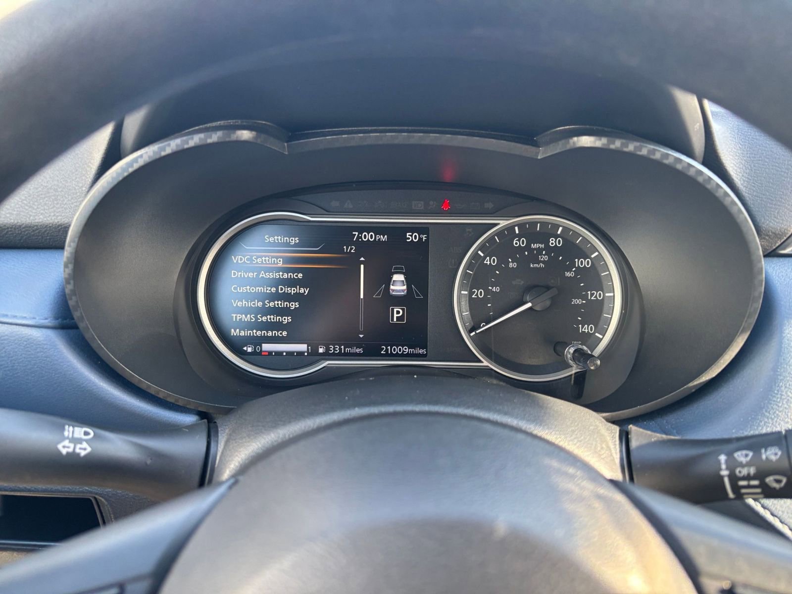 Used 2025 Nissan Versa SV image 38