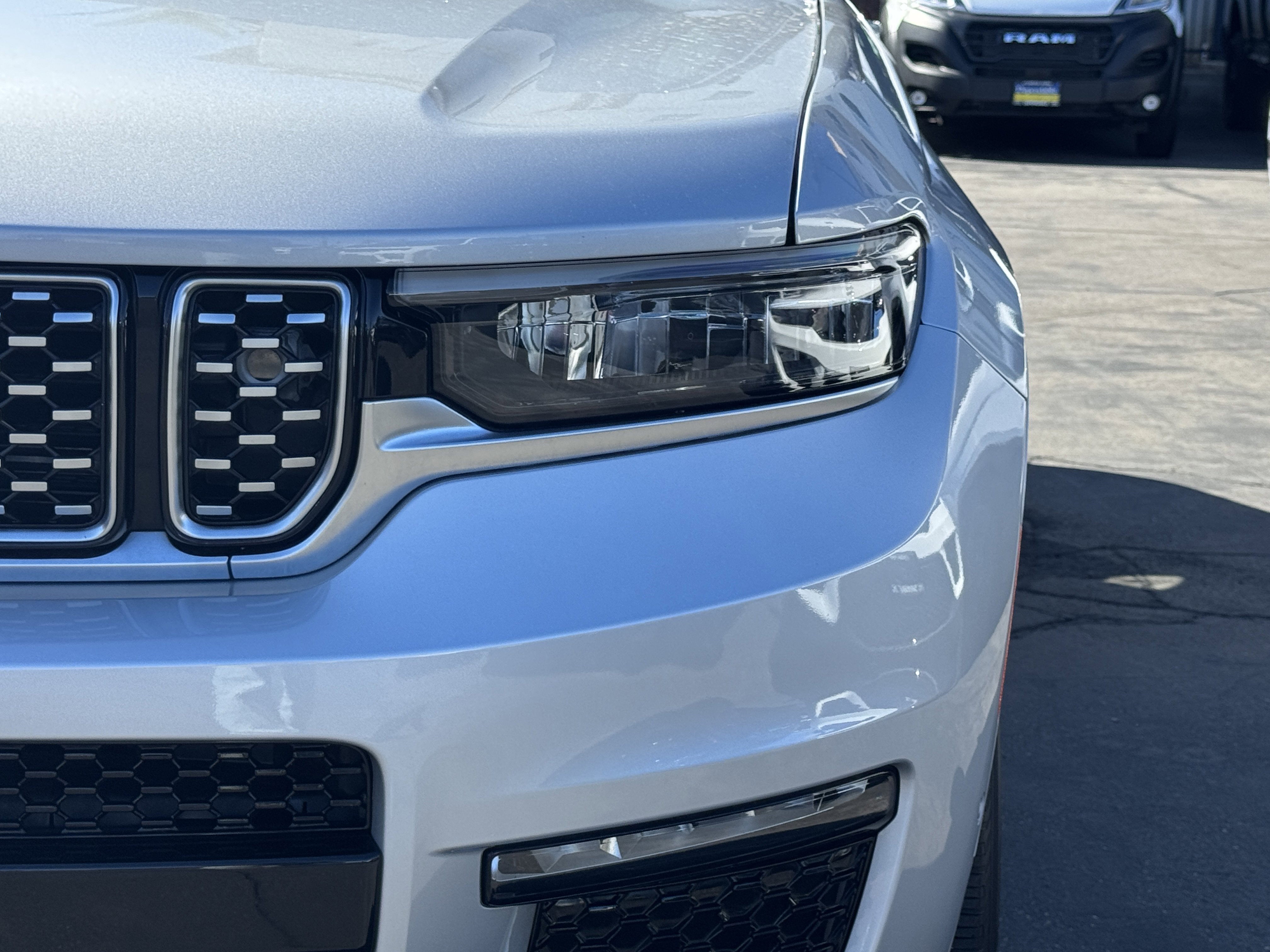 Certified 2021 Jeep Grand Cherokee L Summit AWD/4WD image 11