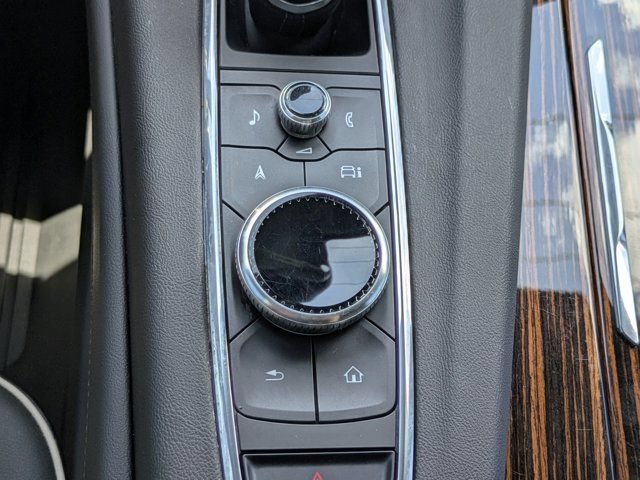 Used 2024 Cadillac Escalade ESV Premium Luxury AWD/4WD image 32