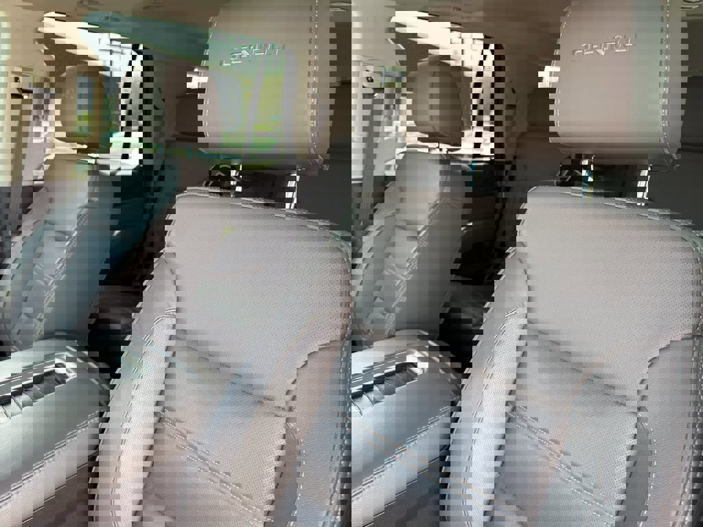 Used 2019 GMC Yukon Denali w/ Denali Ultimate Package image 15