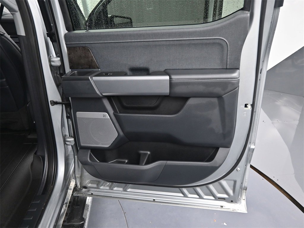 Used 2023 Ford F150 Lariat w/ Max Trailer Tow Package image 20