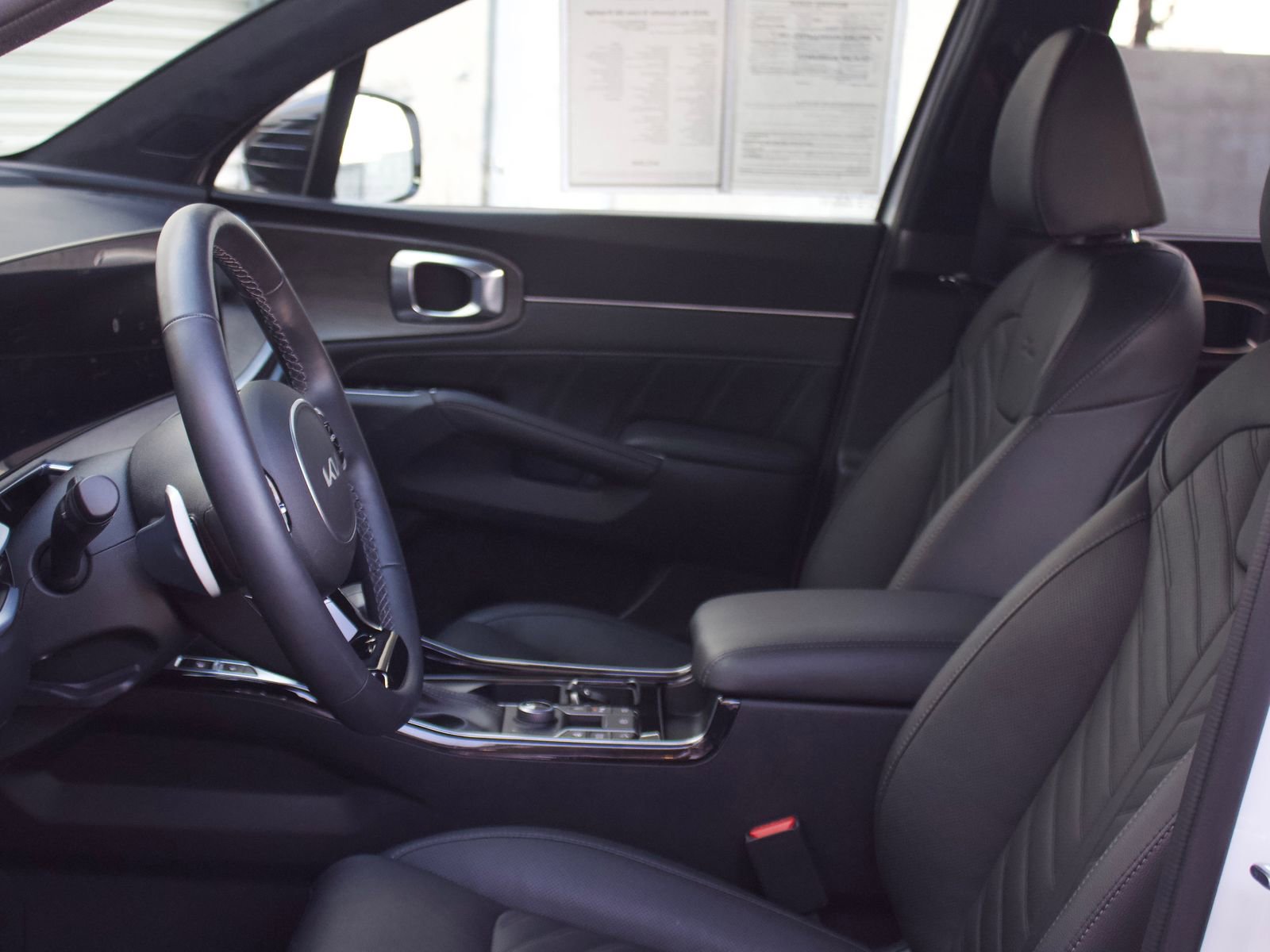 Used 2025 Kia Sorento SX Prestige AWD/4WD image 11