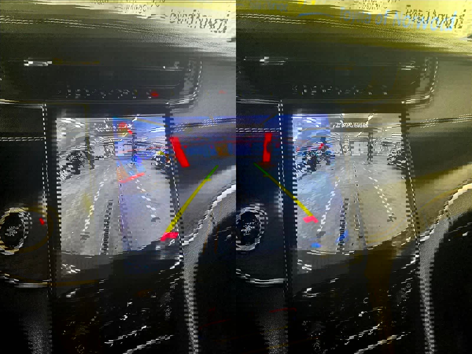 Used 2024 Jeep Grand Cherokee Limited image 19