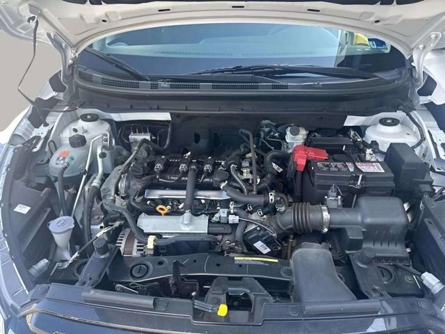 Used 2021 Nissan Kicks S image 17