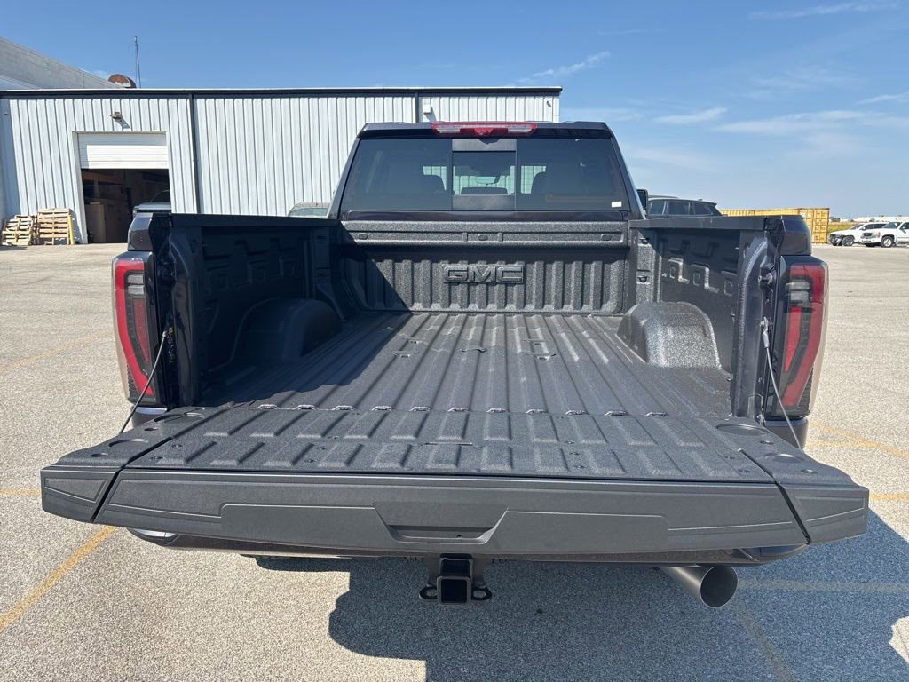 New 2026 GMC Sierra 2500 AT4 w/ AT4 Premium Plus Package image 18