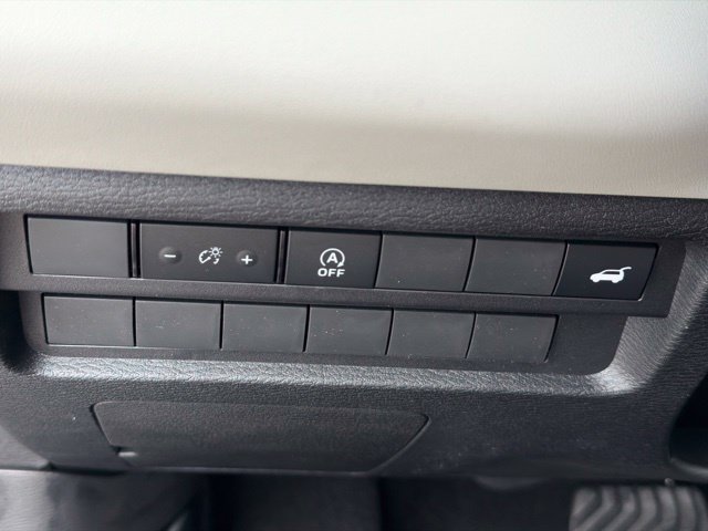 New 2026 Mitsubishi Outlander SE FWD image 31