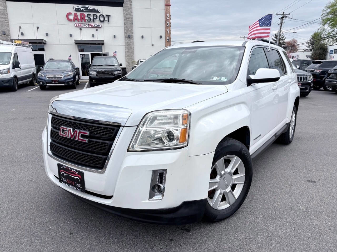 Used 2013 GMC Terrain SLE AWD/4WD image 1