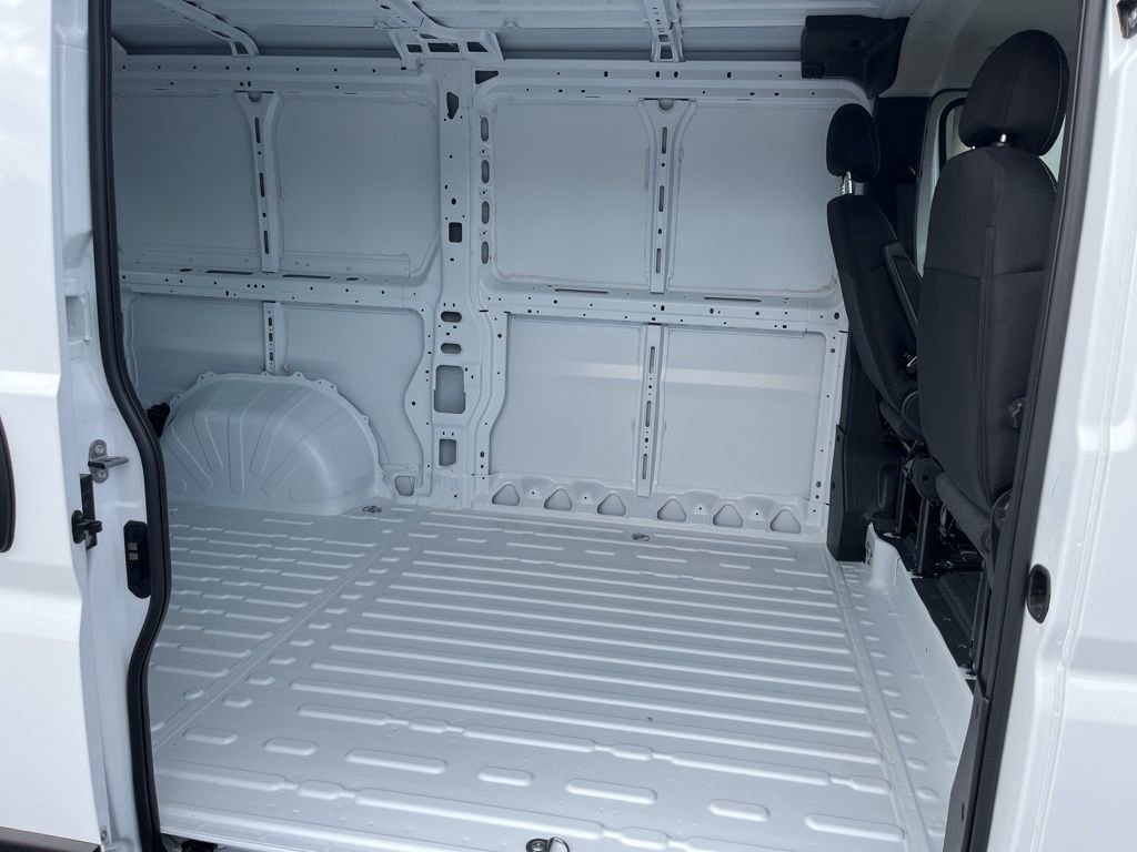 New 2025 RAM ProMaster 1500 w/ Cold Weather Group image 9