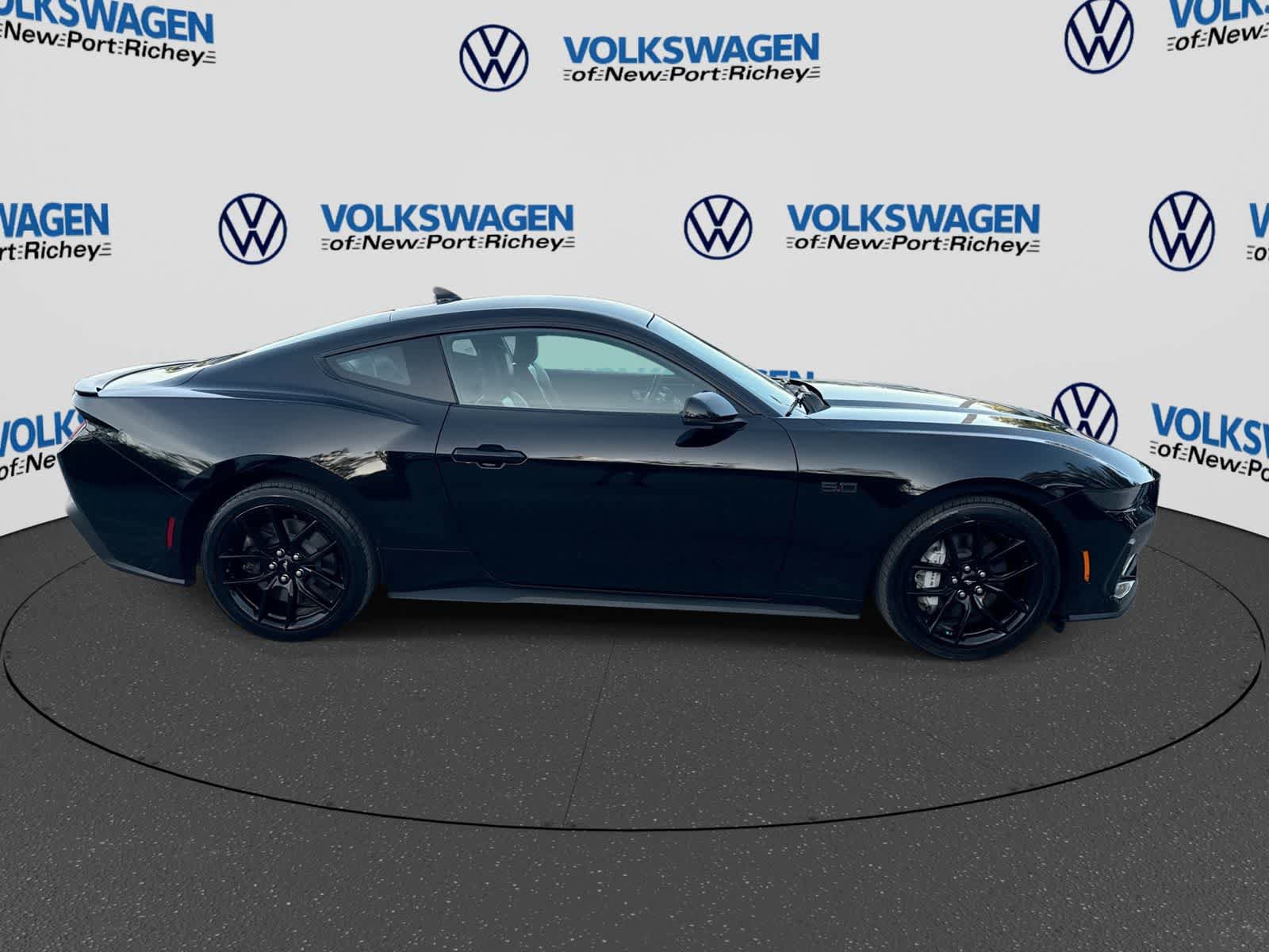 Used 2025 Ford Mustang GT Premium RWD image 15