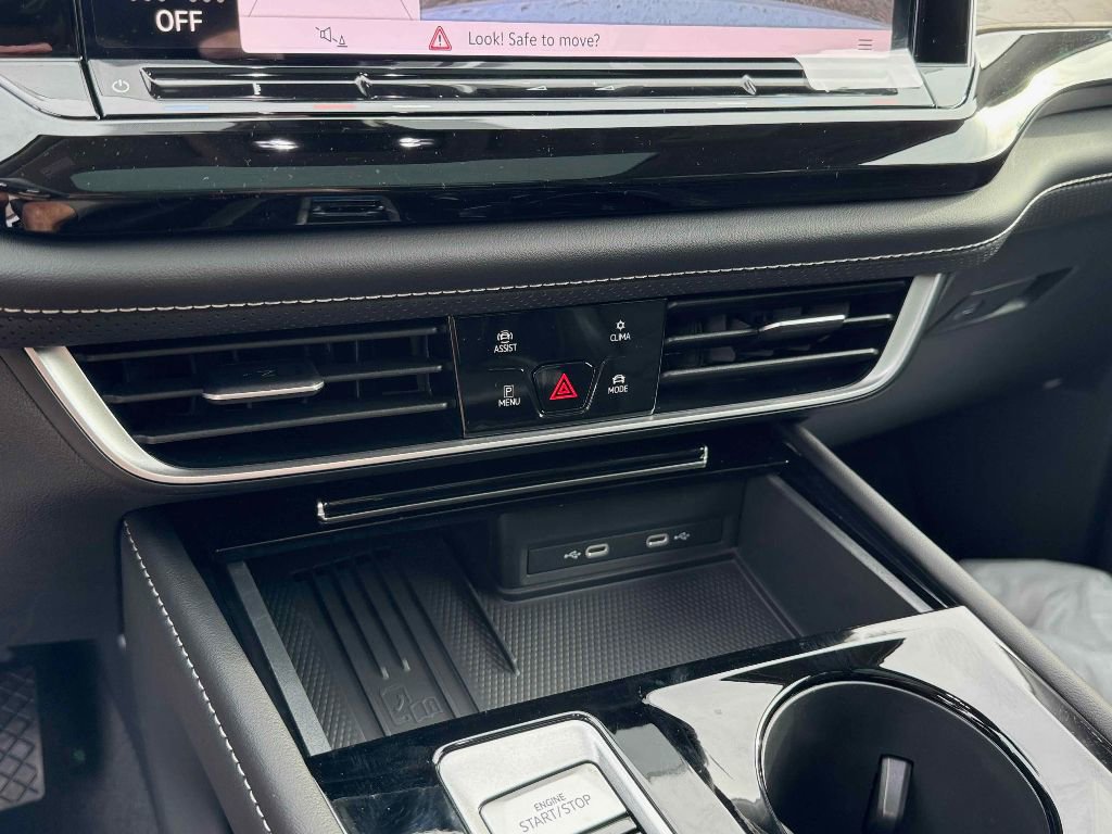 New 2026 Volkswagen Atlas SE image 18