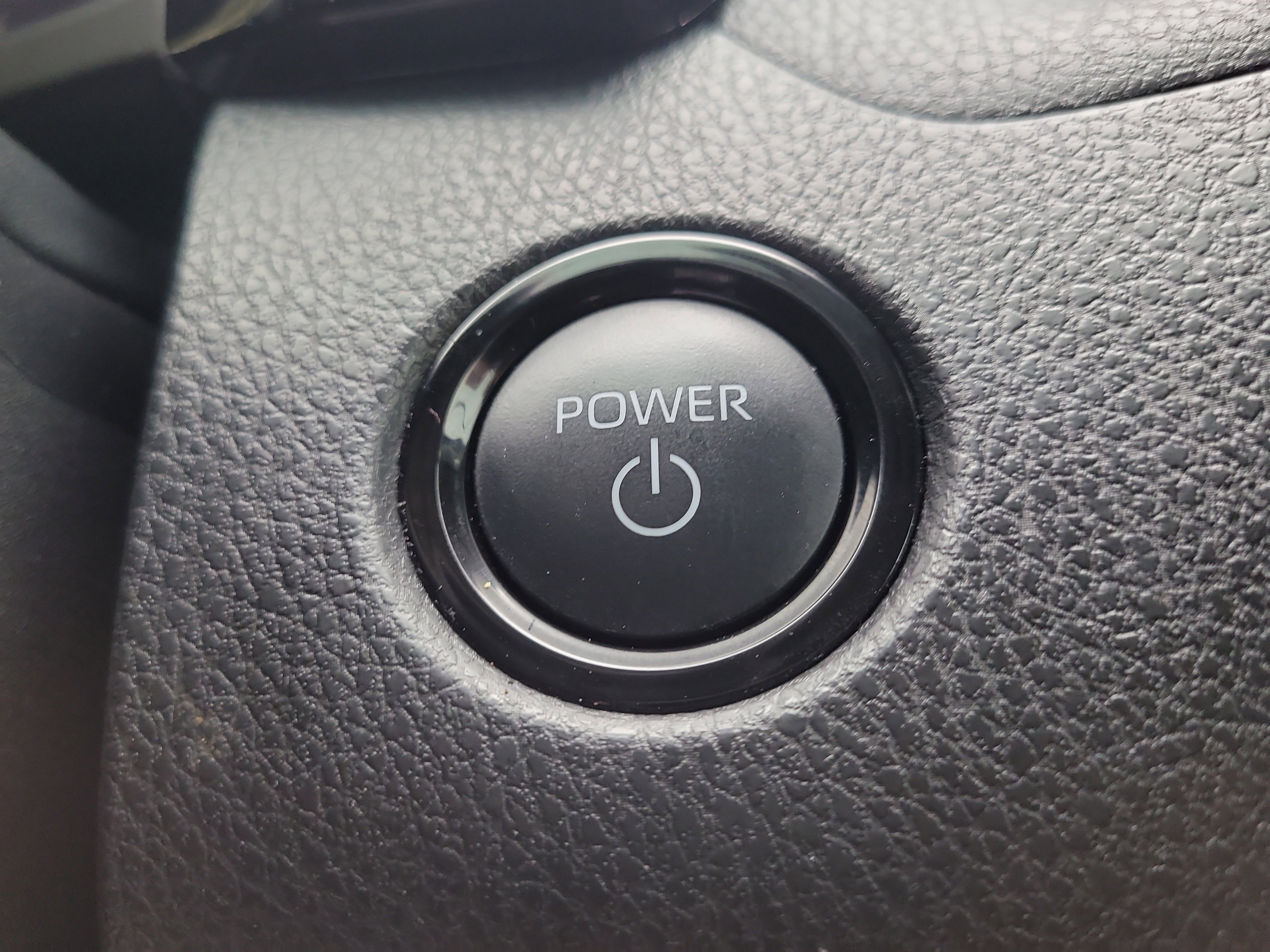 Used 2025 Toyota Camry LE image 33