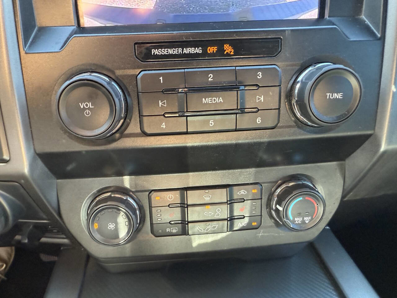 Used 2019 Ford F150 XLT w/ Equipment Group 302A Luxury image 12