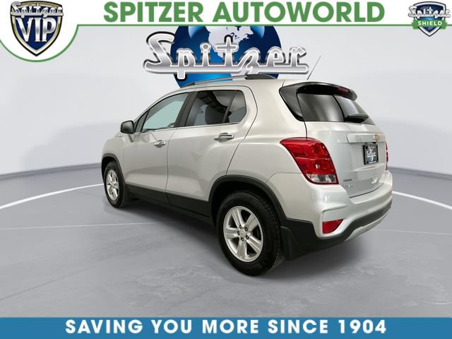 Used 2018 Chevrolet Trax LT w/ LT Convenience Package FWD image 8