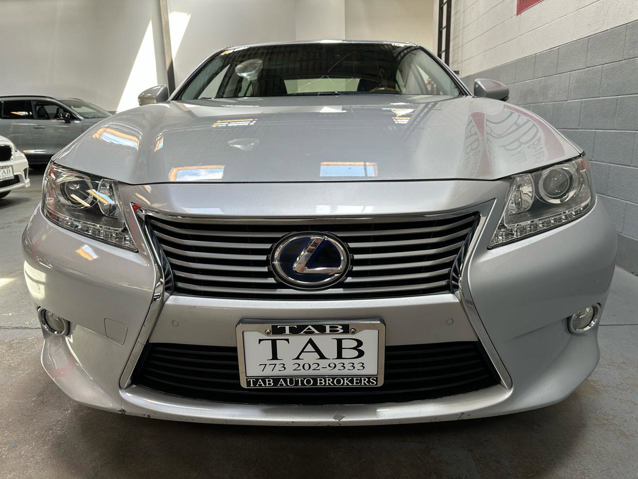 Used 2013 Lexus ES 300h w/ Luxury Pkg FWD image 7